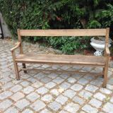 Bench in oak decape