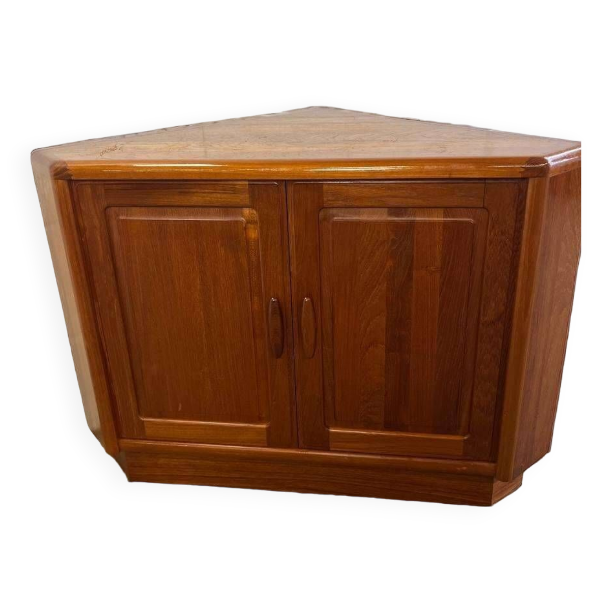 Vintage dyrlund teak corner furniture /. cupboard