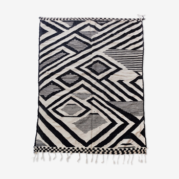Moroccan Berber kilim carpet ecru with black graphic patterns 295x189cm