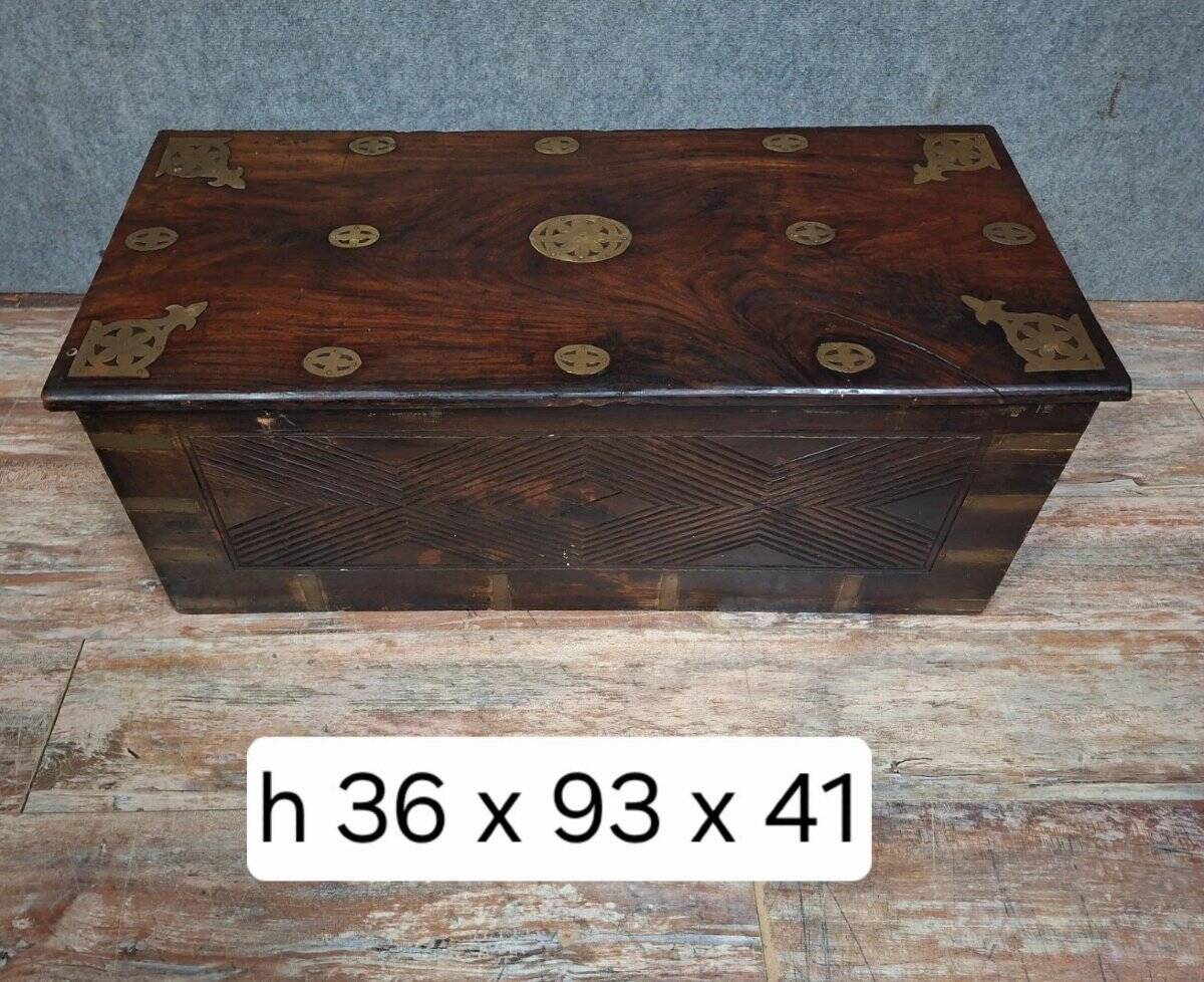 Antique carved wooden chest with gilded brass – Orient / 19th century