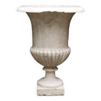 Large cast iron Medici vase