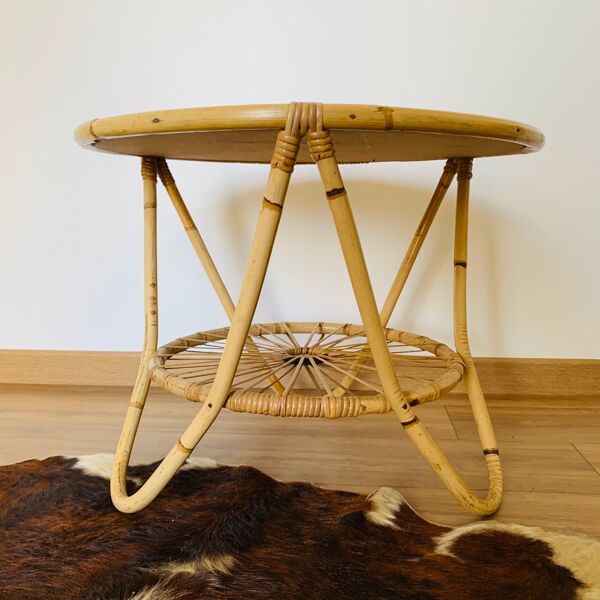 Table basse tripode en rotin