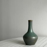 Vase en céramique vert émaillé
