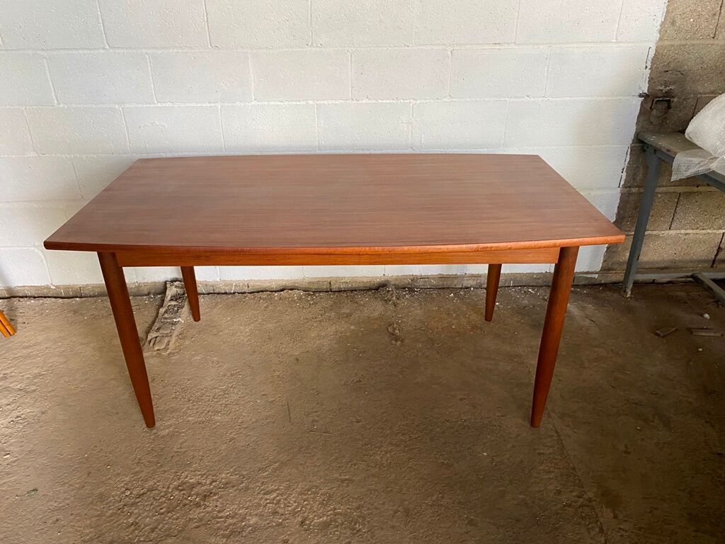 Scandinavian table in teak and rosewood vintage 60s