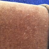 Gold velvet pouf with fringes