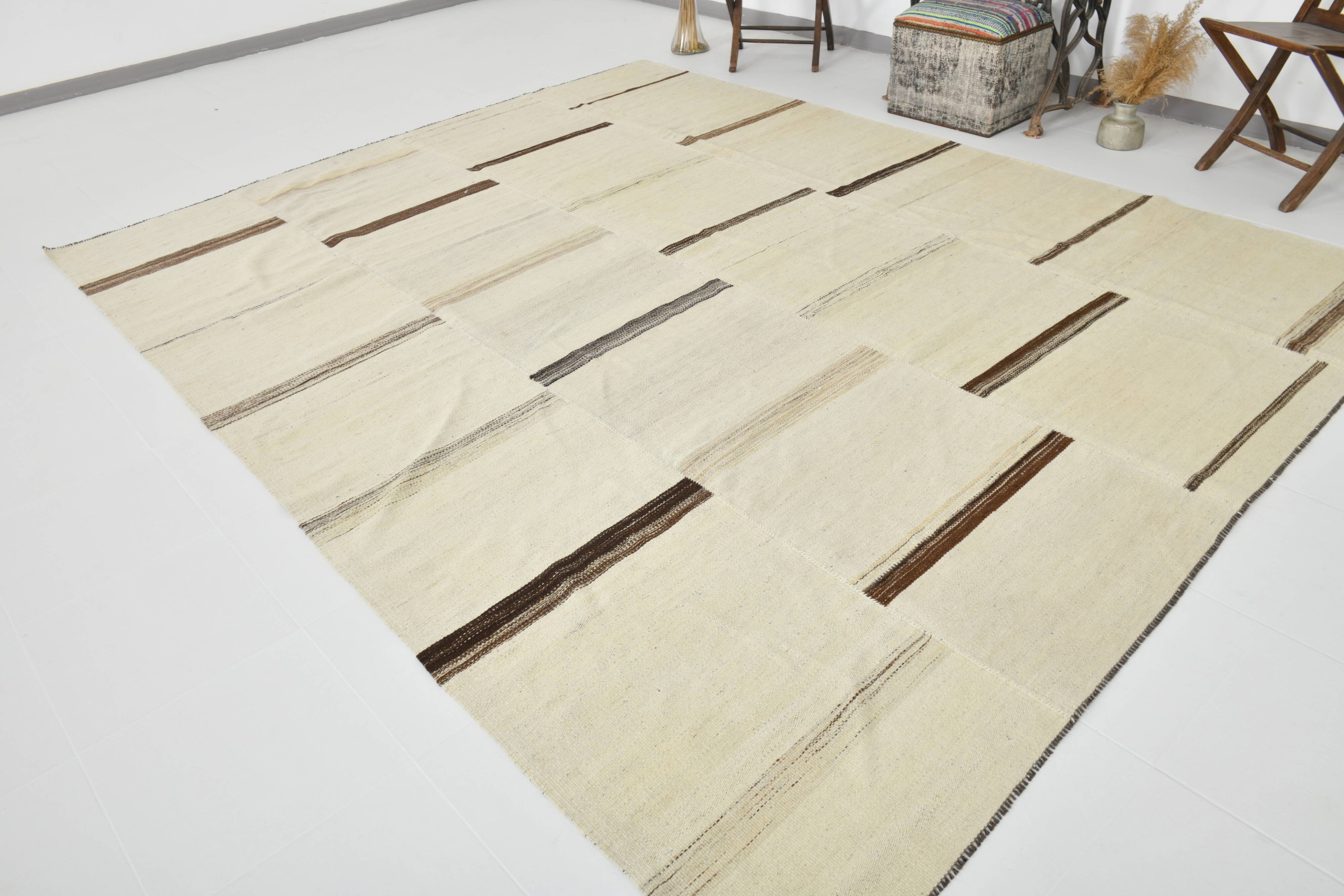 9x11 Cream & Brown Striped Large Kilim Rug, 265x334Cm