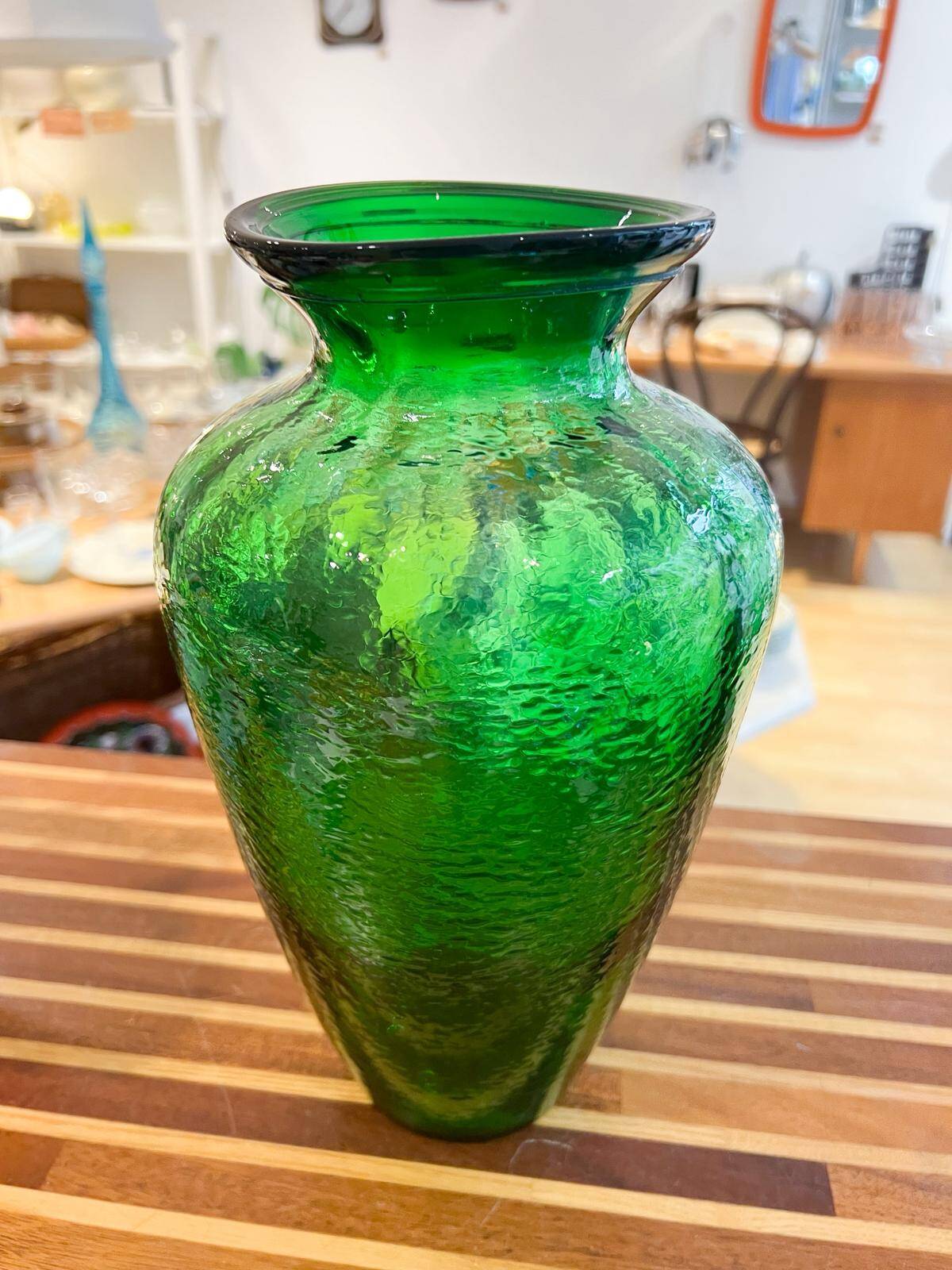 Green glass vase 30 x 17 cm