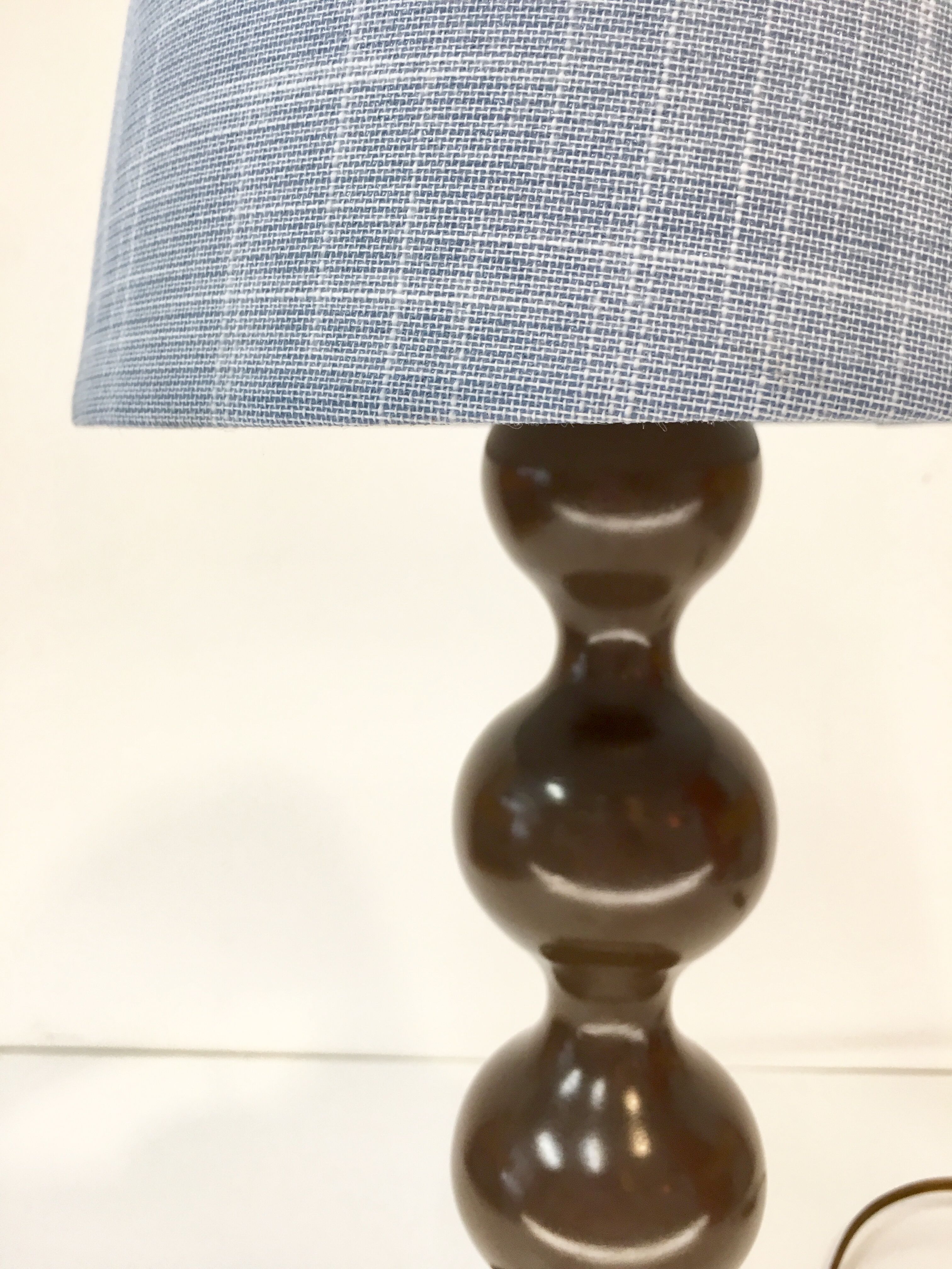 Wooden foot lamp