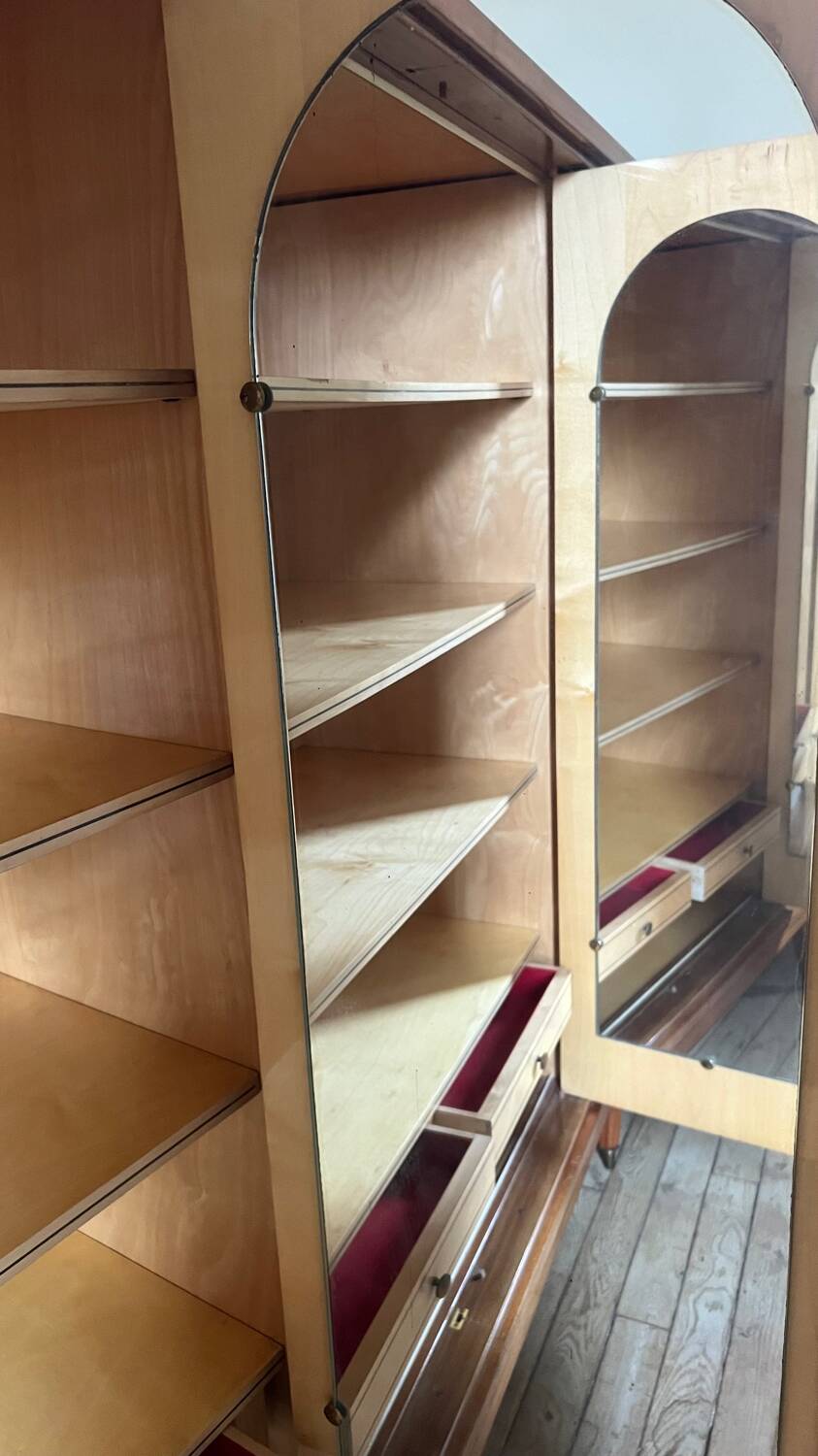 Armoire avec miroir vintage