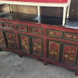 Asia 19th century: Very large lacquered wooden enfilade.