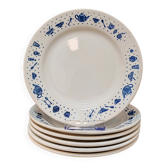 Set of dessert plates