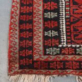 Small Decorative Rug Mainly Red – 65 x 71 cm