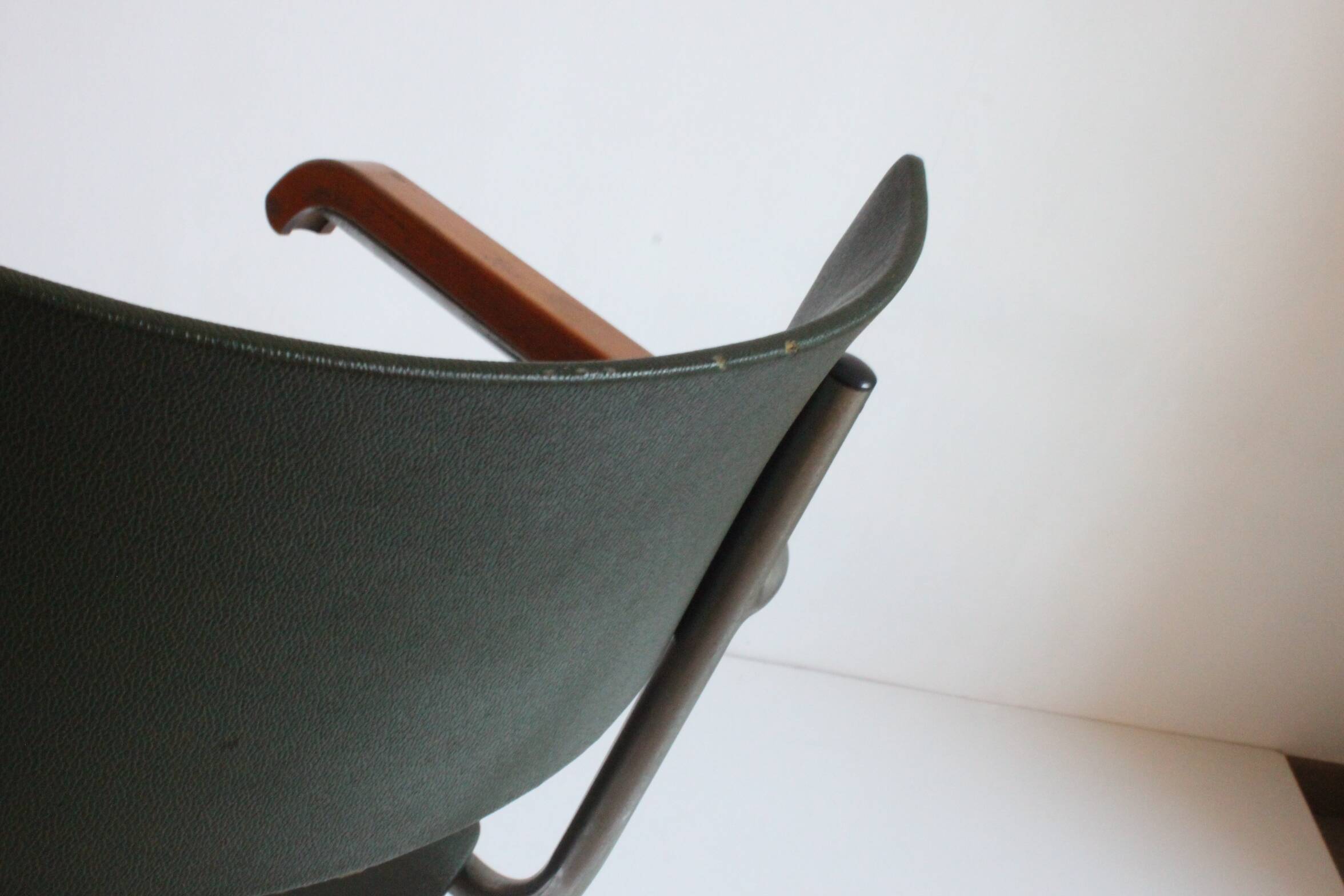 Art deco tubular Armchairs, 1930s set of two