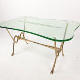 Table basse italienne avec verre gravé et base en laiton, années 1960