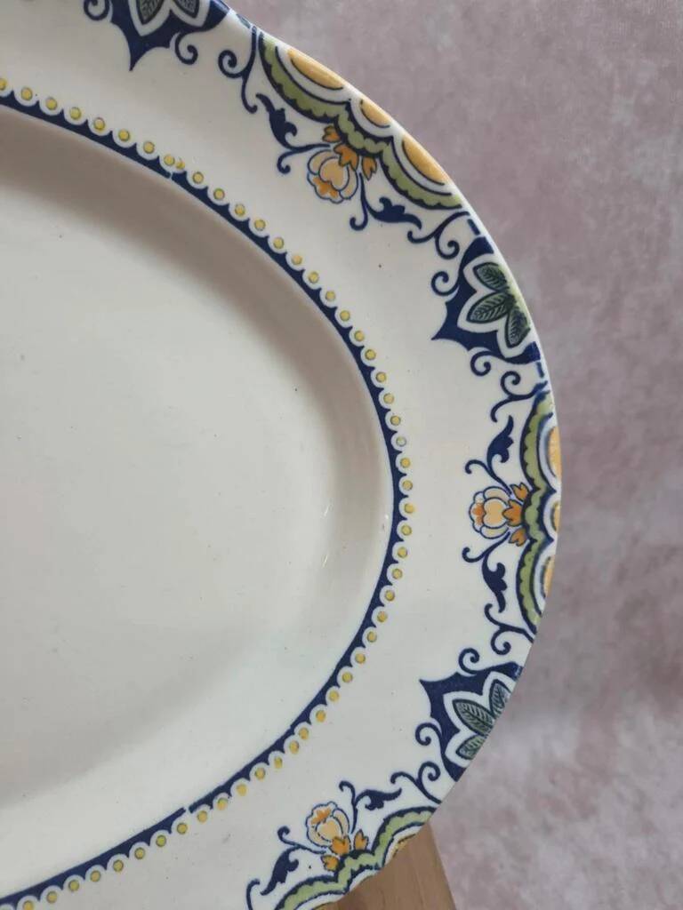Large oval dish K&G Lunéville model Lisbonne antique 41.5 cm