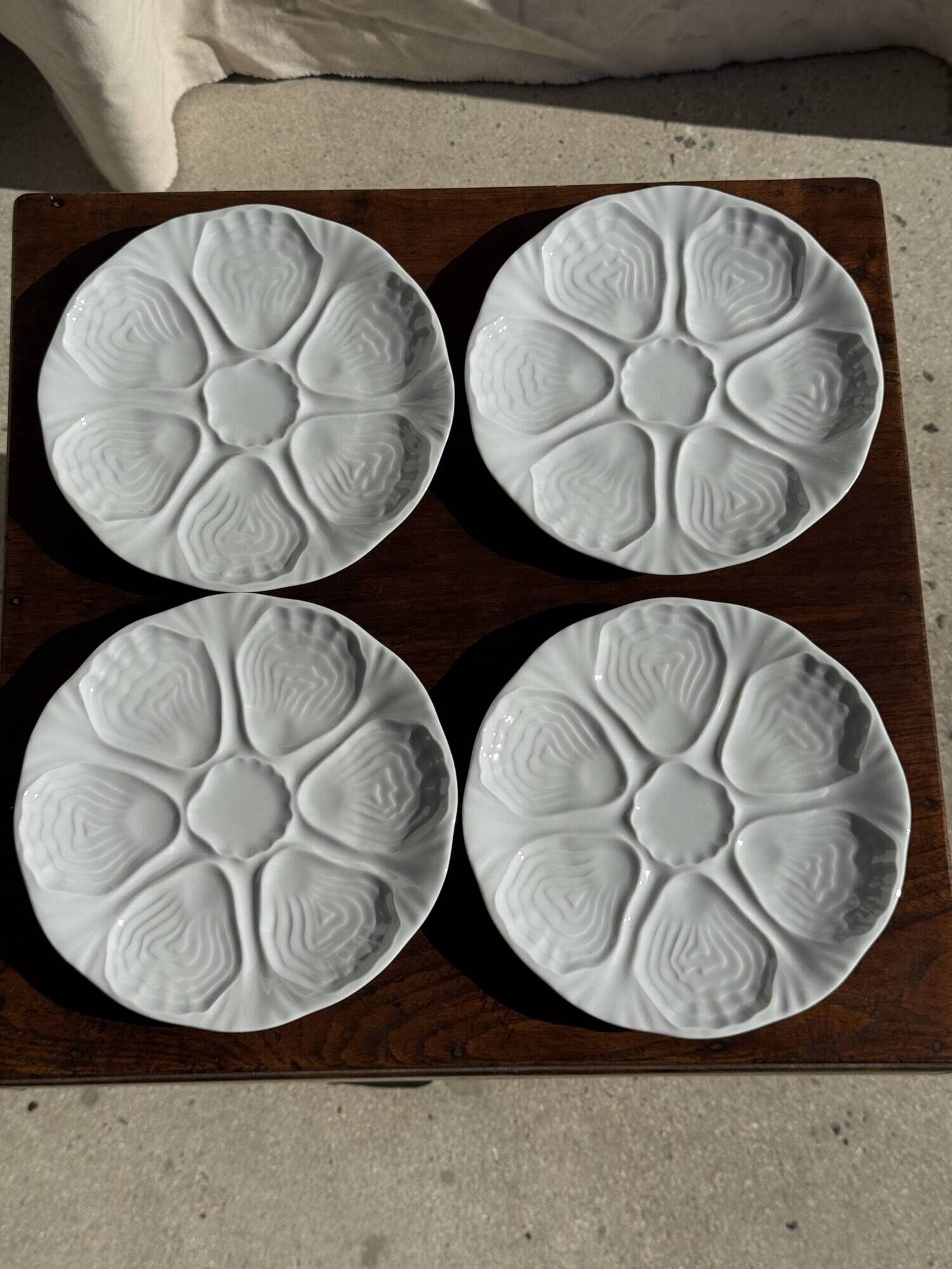 Set of 4 oyster plates Limoges France D25