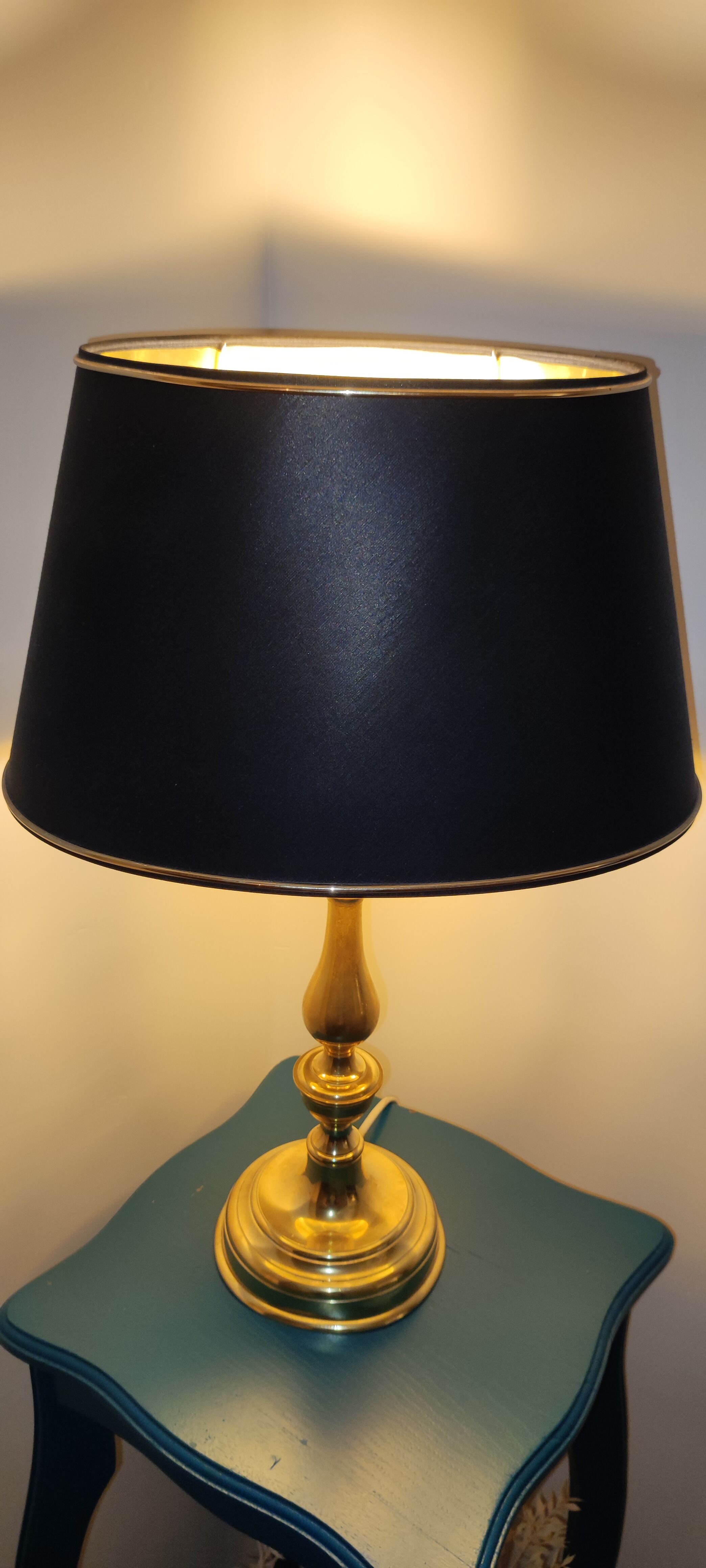 Brass table lamp