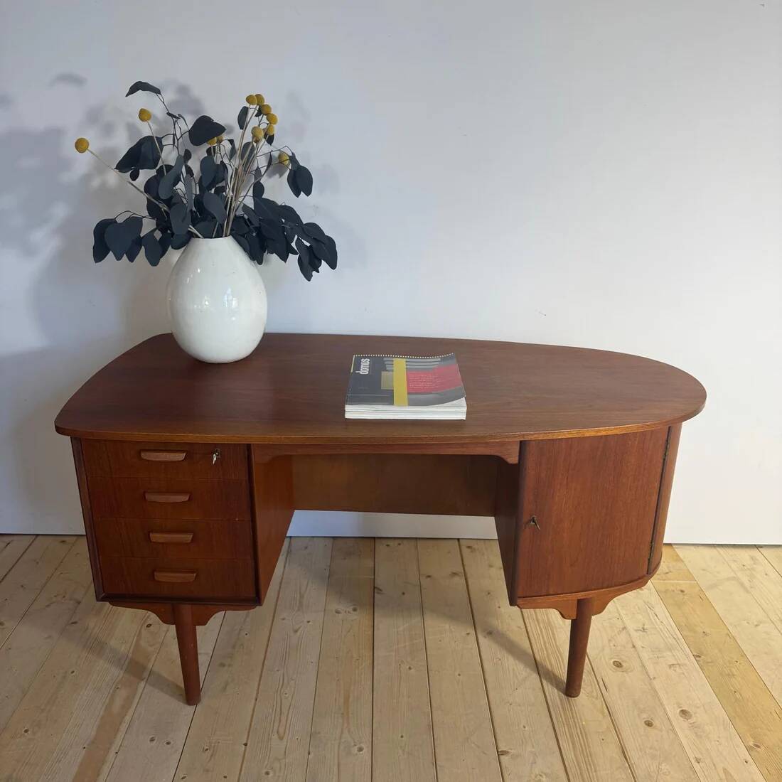 Vintage teak desk by H.P. Hansen – Mid-century elegance for refined interiors