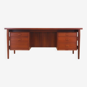 Teak desk, Danish design, 1960s, designer: Arne Vodder, production: Sibast