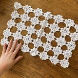 1 crochet doily, rectangular, old vintage
