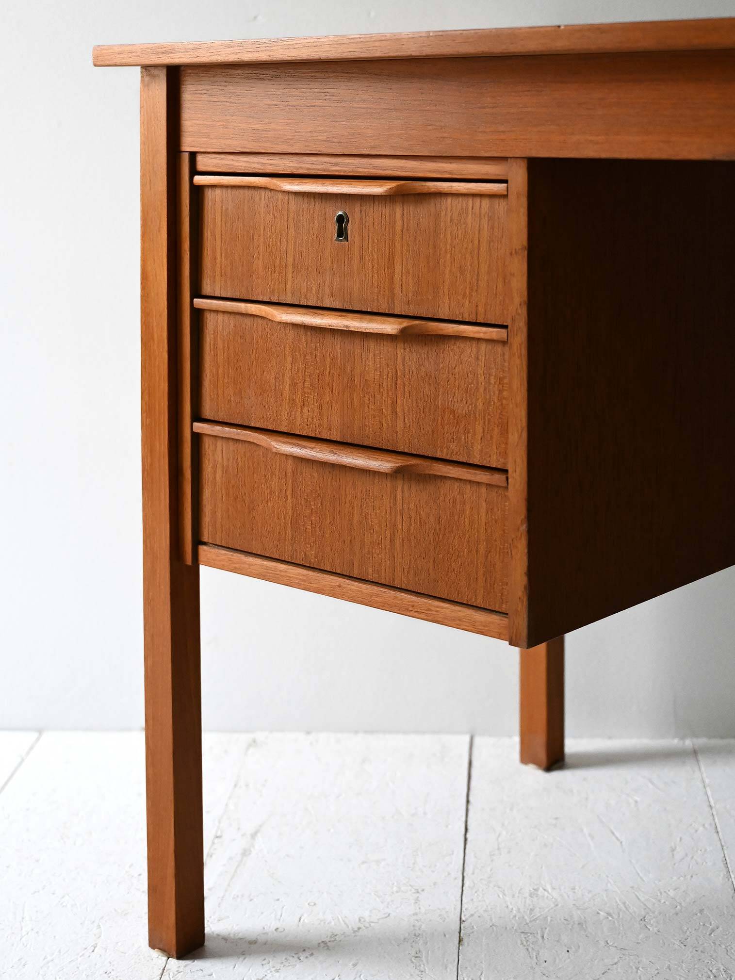 Vintage Scandinavian Teak Desk, 1960s