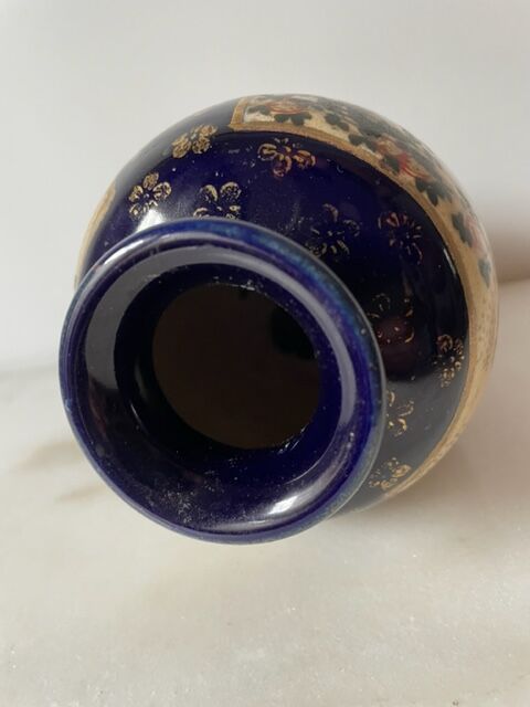 Duo of satsuma ceramic vases Mid-twentieth century