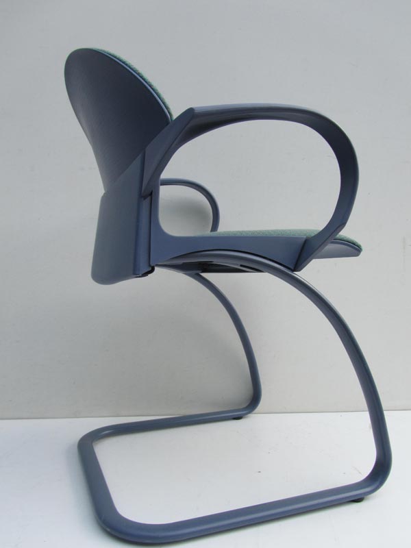 Armchair Retro strafor