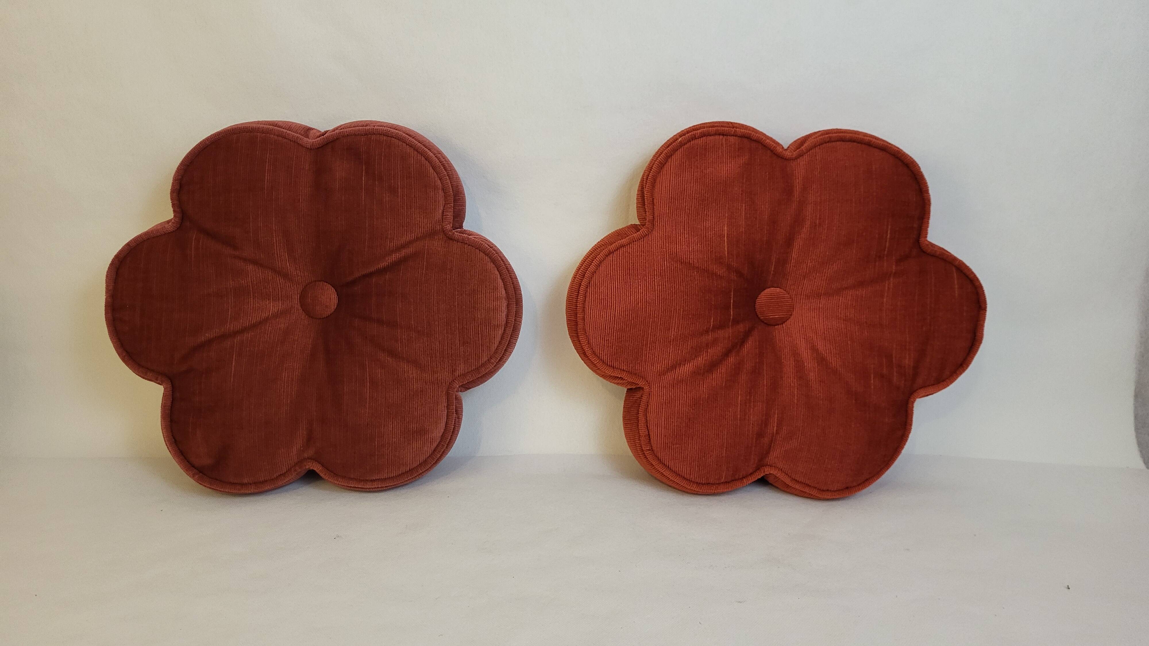 Vintage Flowers Velvet Cushion