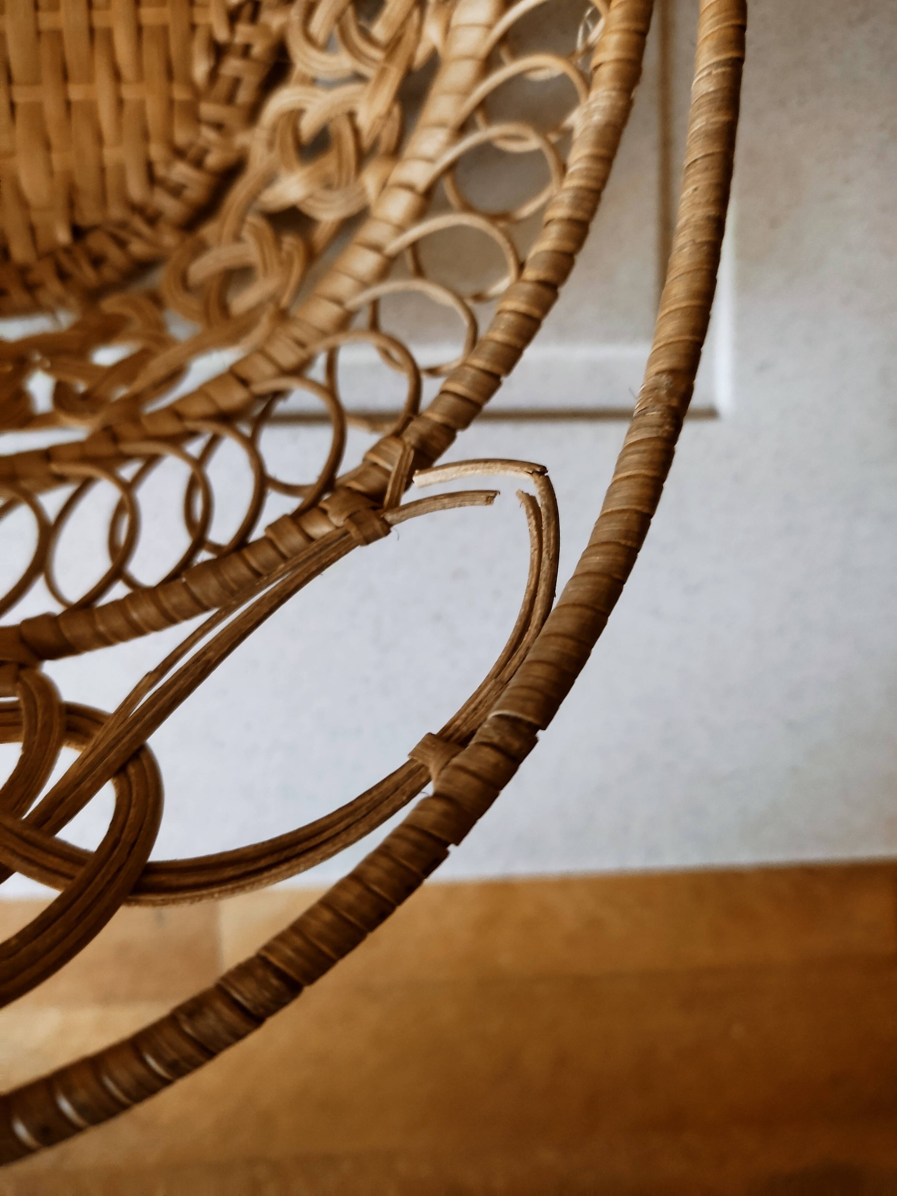 Wicker lace basket