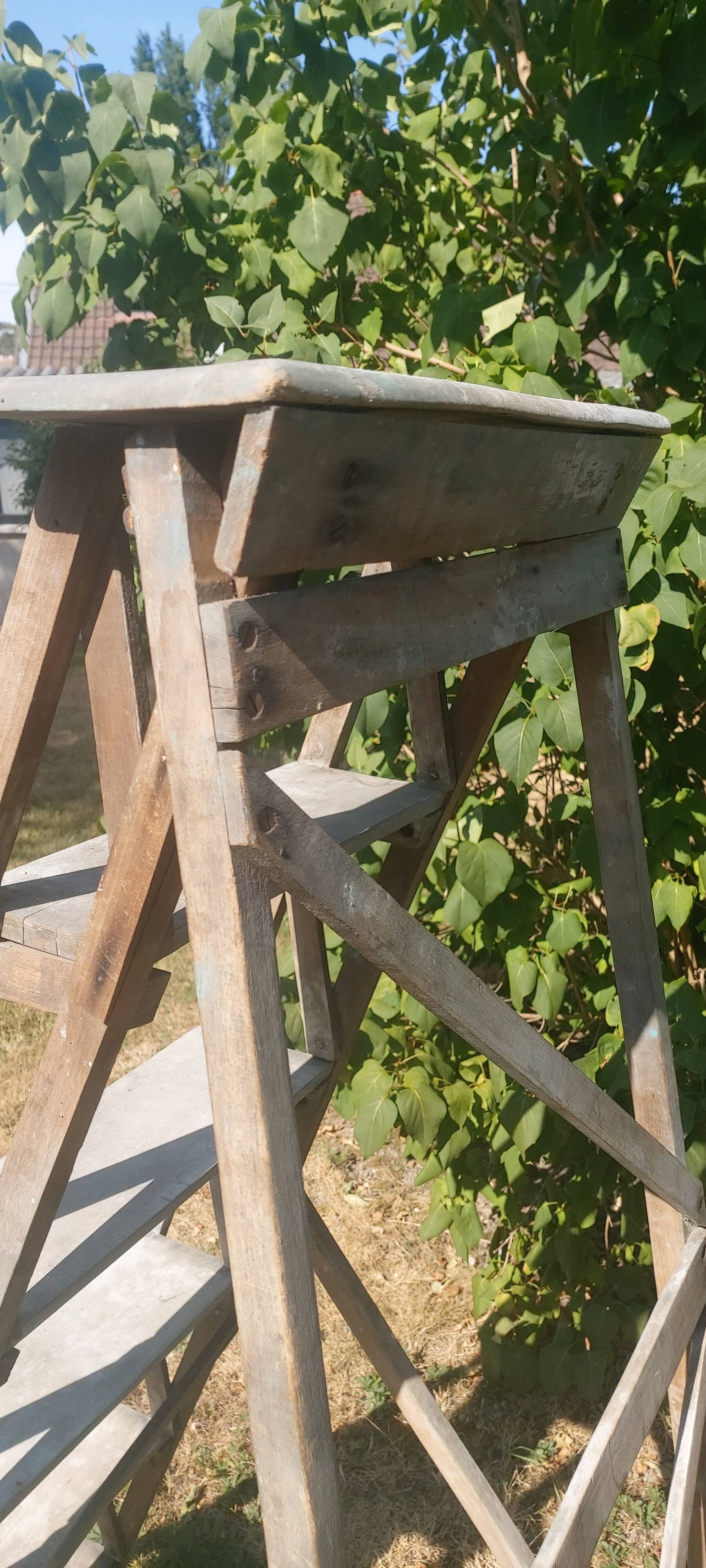Escabeau de peintre vintage en bois