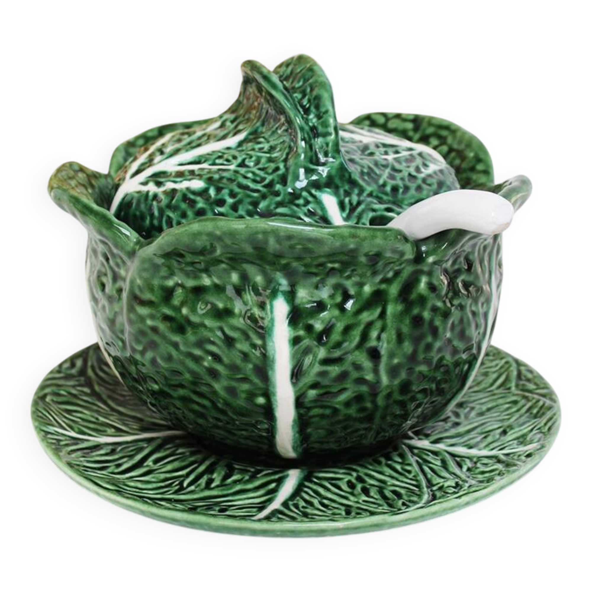 Soup tureen and green cabbage plate