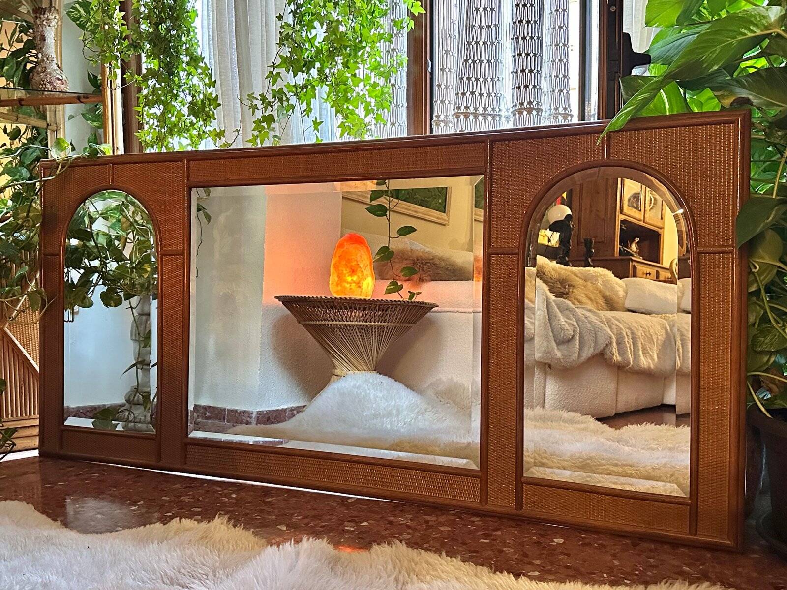 Italian coastal mirror in bamboo and rattan in the style of Vivai del Sud, 1970s.