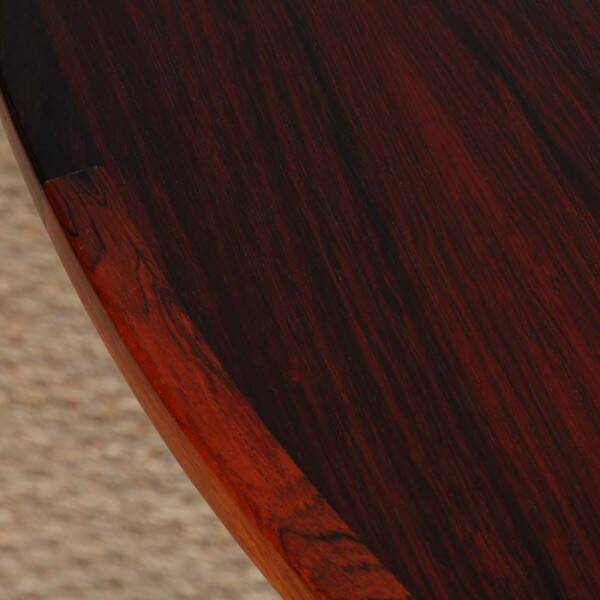 Round extendable dining table in Rio rosewood, 1960