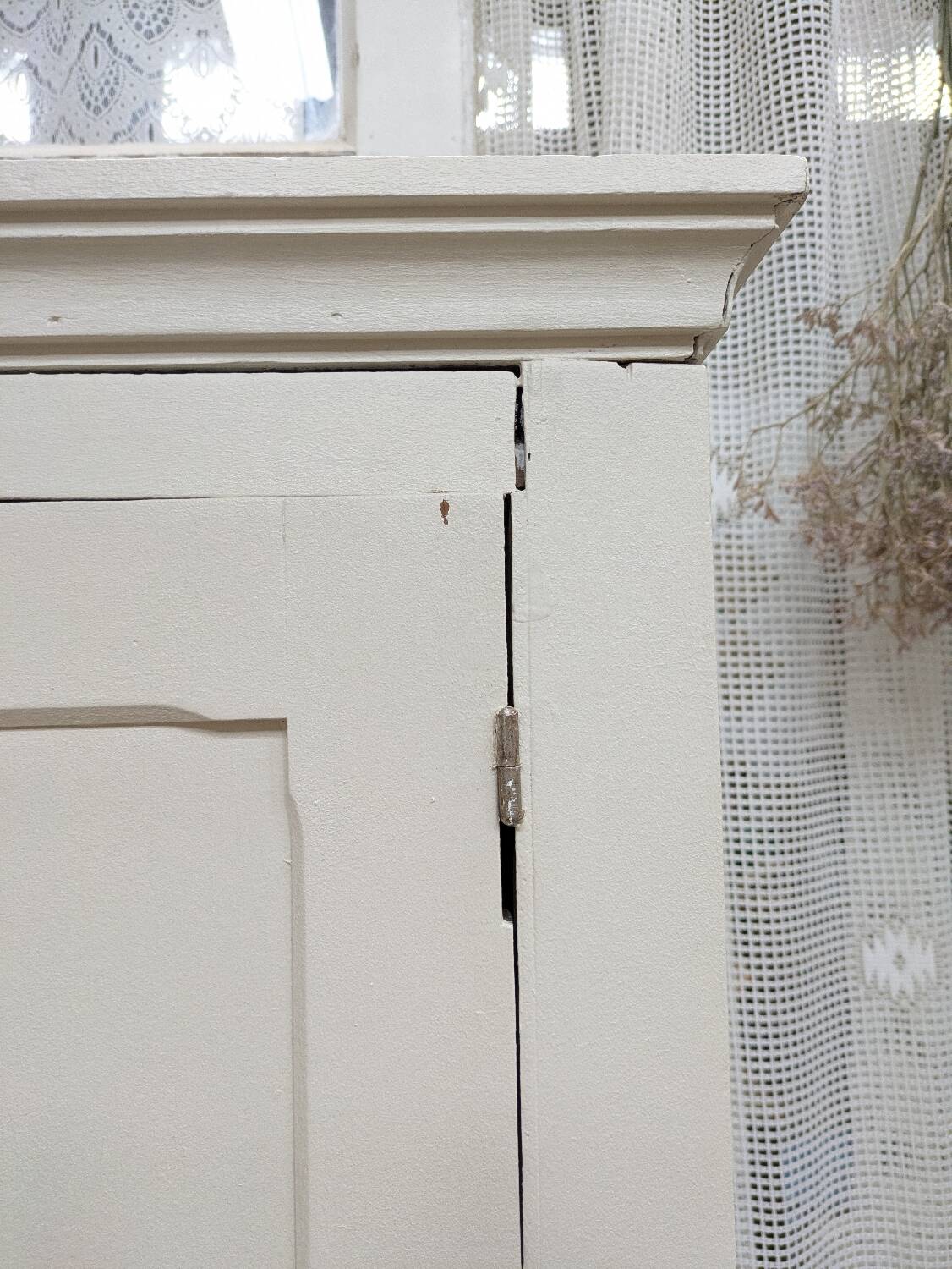 Parisian buffet 2-piece