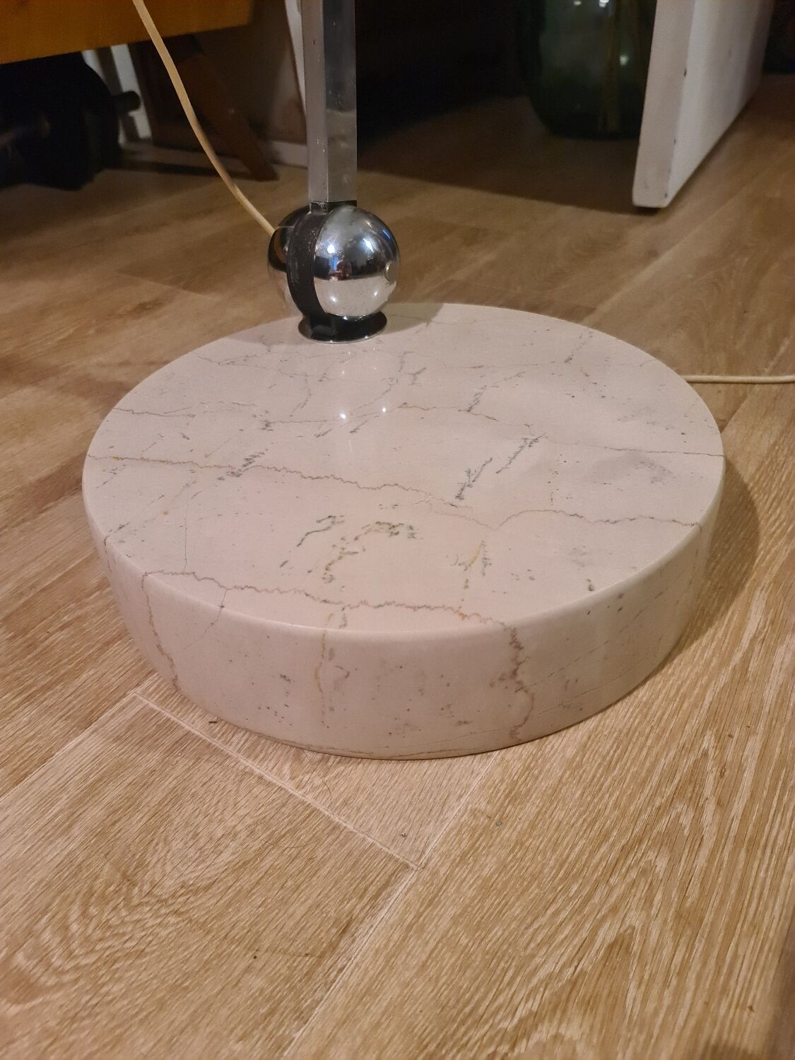 Lampadaire ARC Attribuée à Harvey Guzzini - vintage 1970