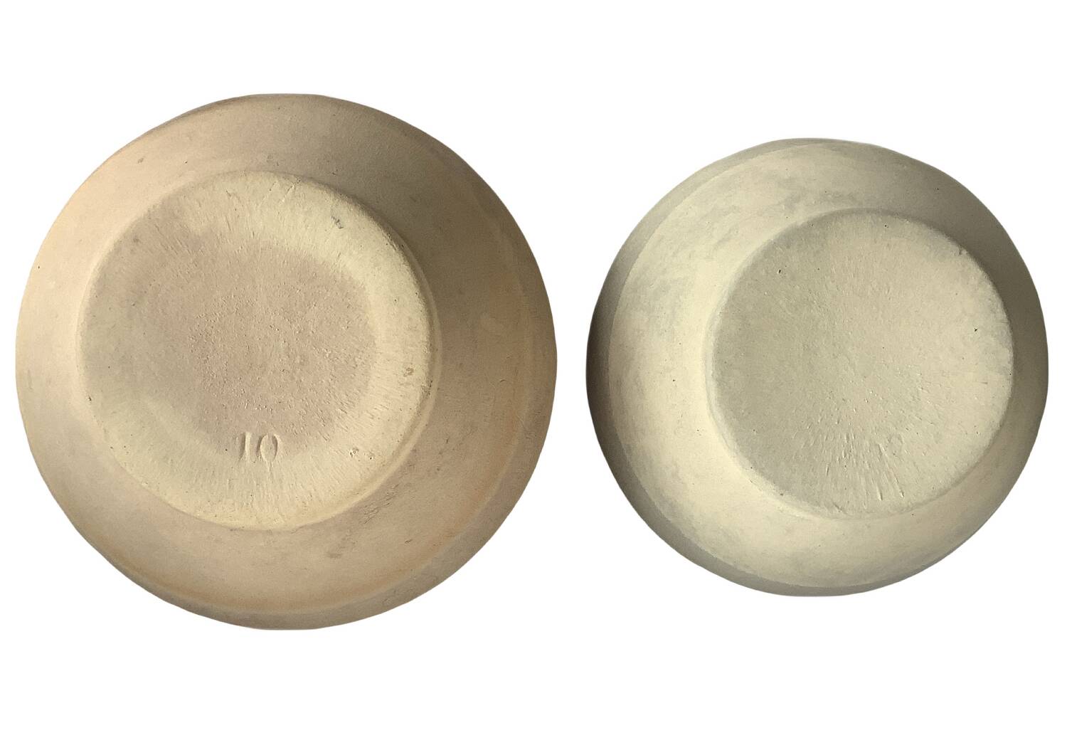 Lot of two old new salad bowls