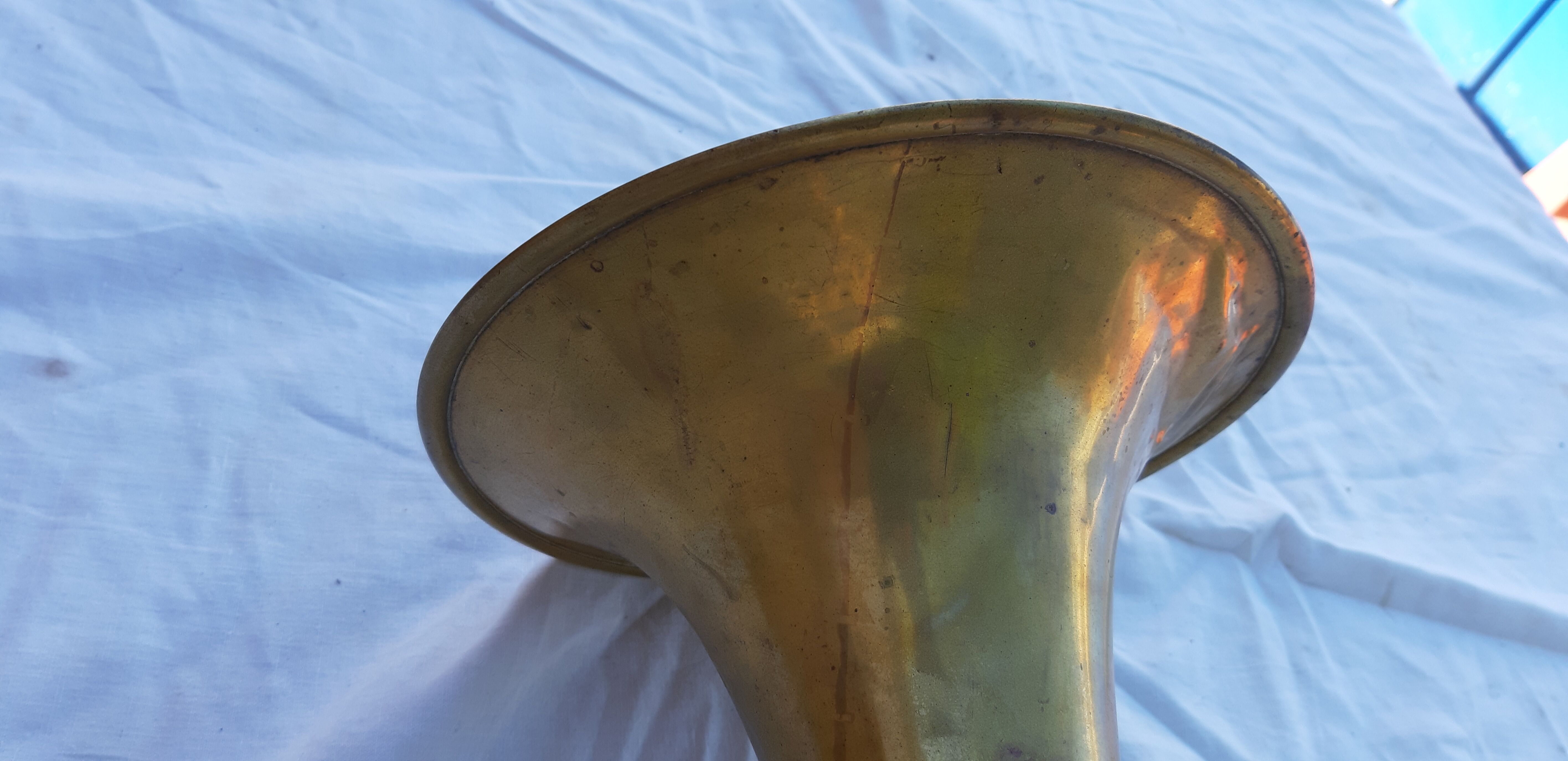 Trumpet cornet ancient margaritas