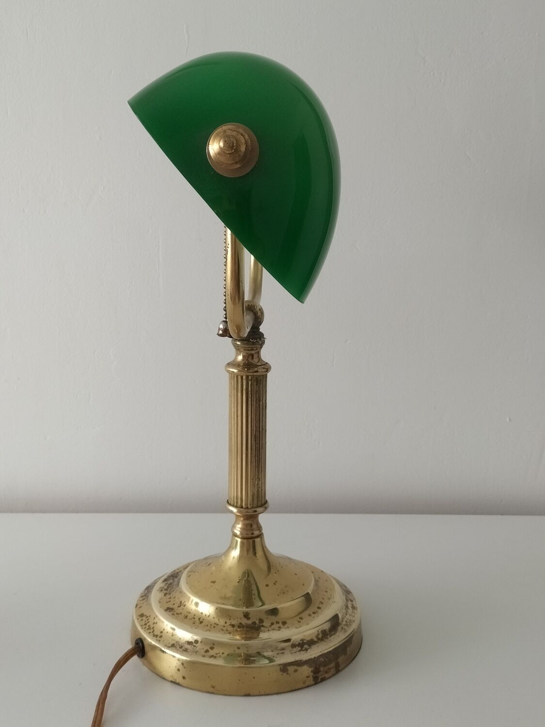 Green banker's lamp