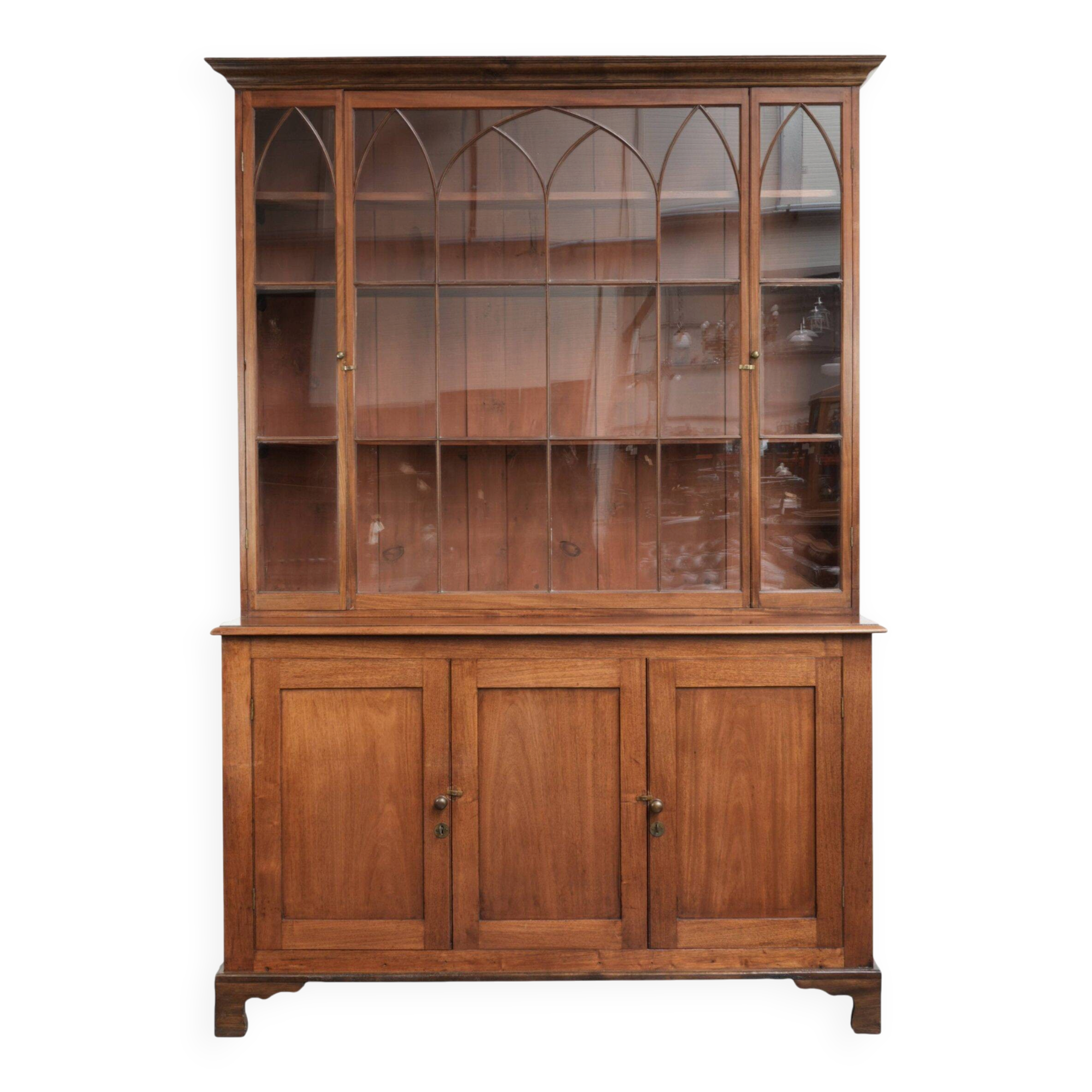 Antique English sideboard from the early 19th century in Gothic style