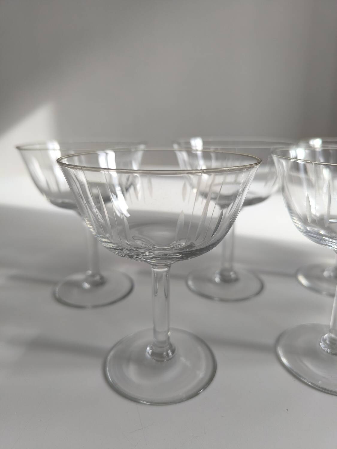 Set of 8 chiseled crystal champagne glasses