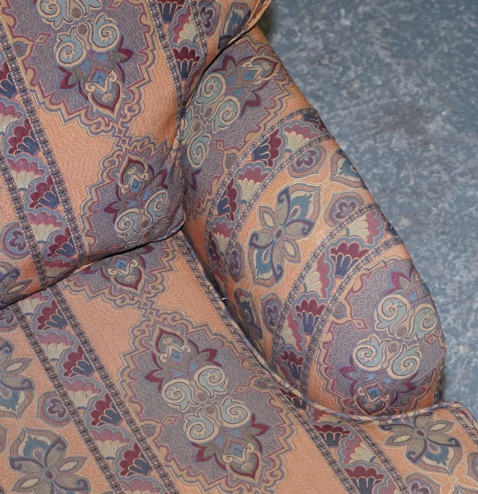 Multiyork Countryhouse Removable Fabric Armchair in the Howard Arm style