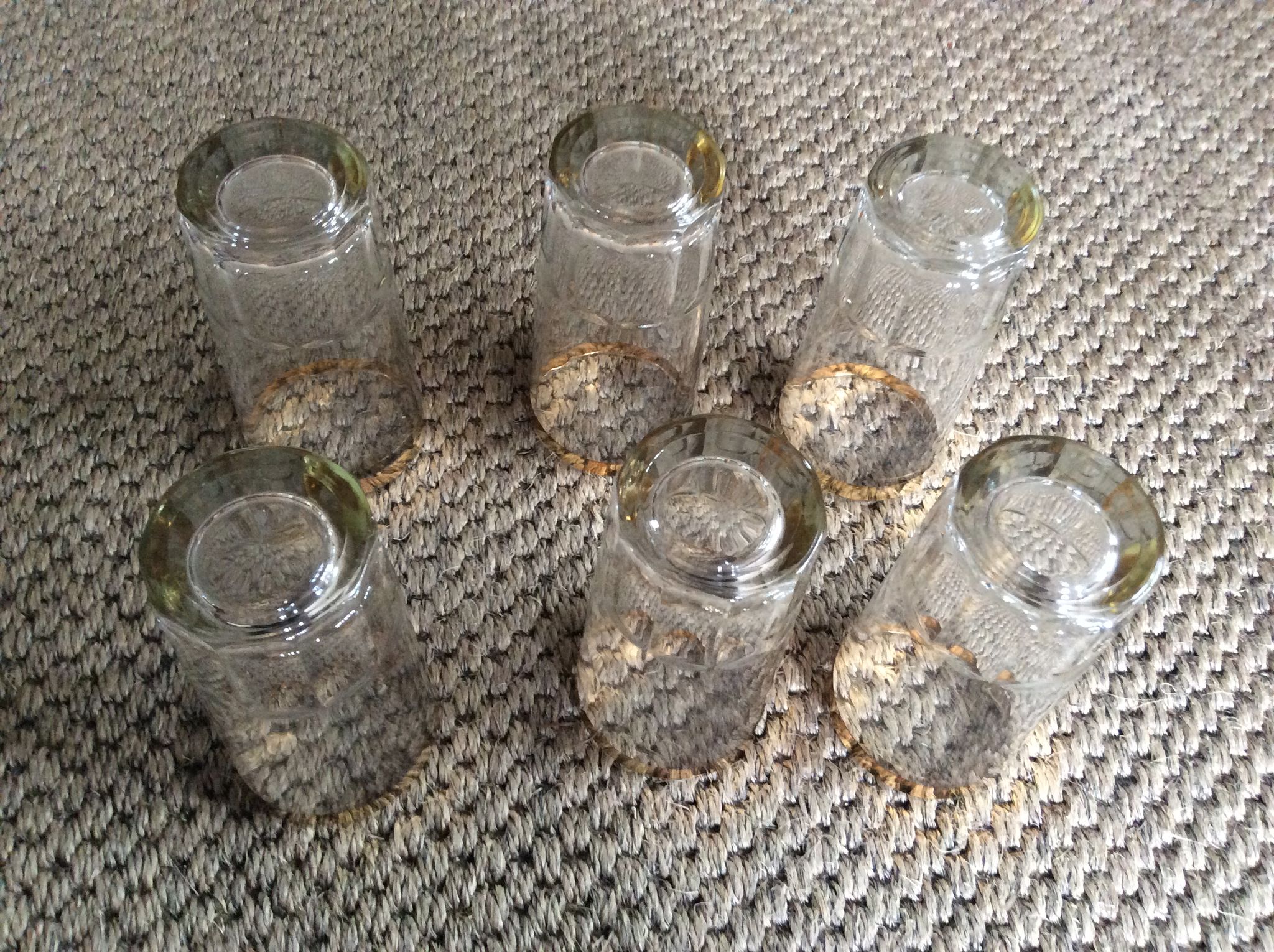 Series of 6 vintage glasses