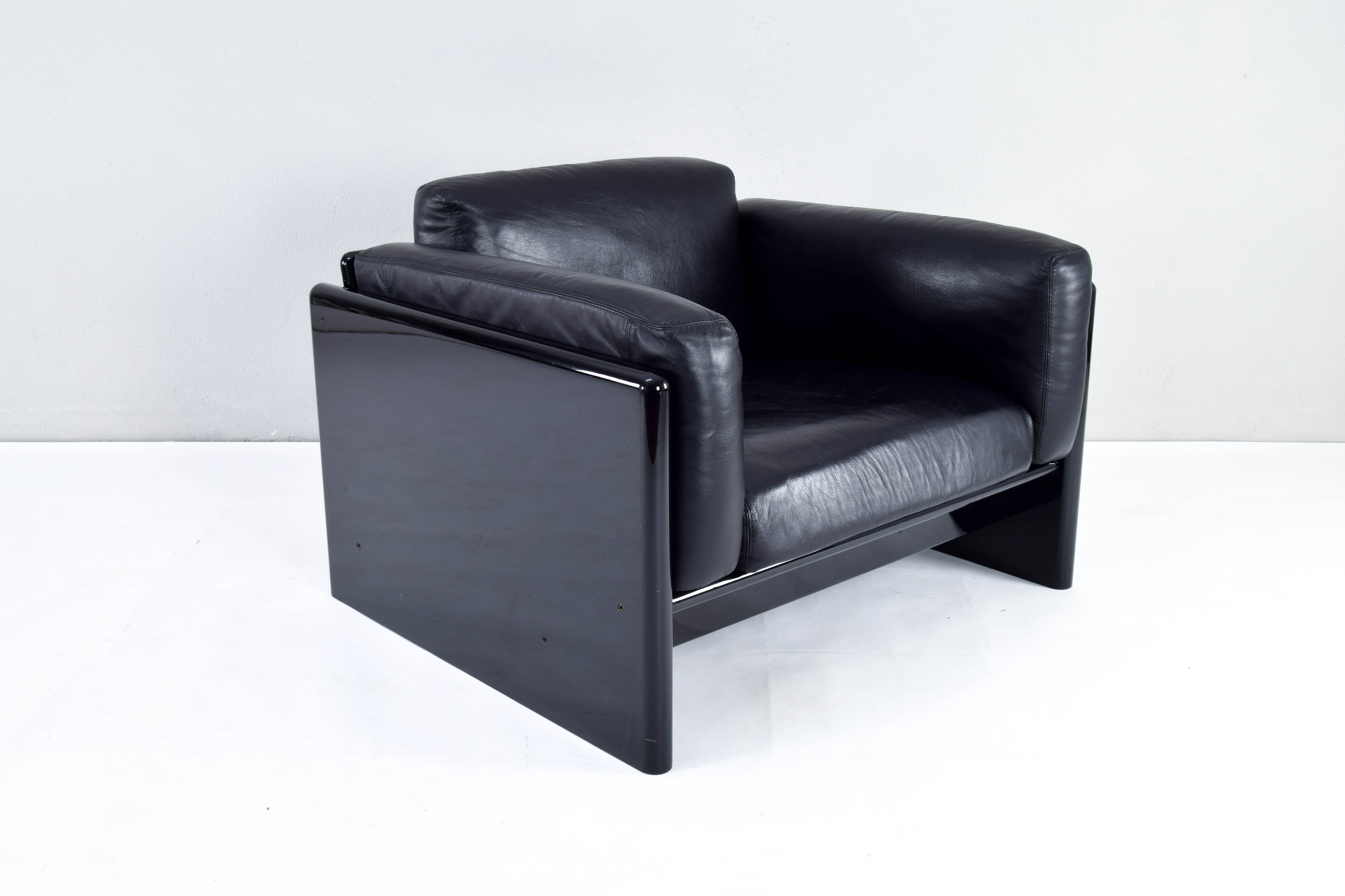 Black Leather Simone Armchair by Ufficio Progetti Gavina for Simon International
