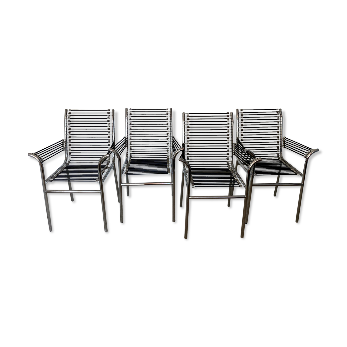 Set of 4 ‘bungee’ lounge chairs