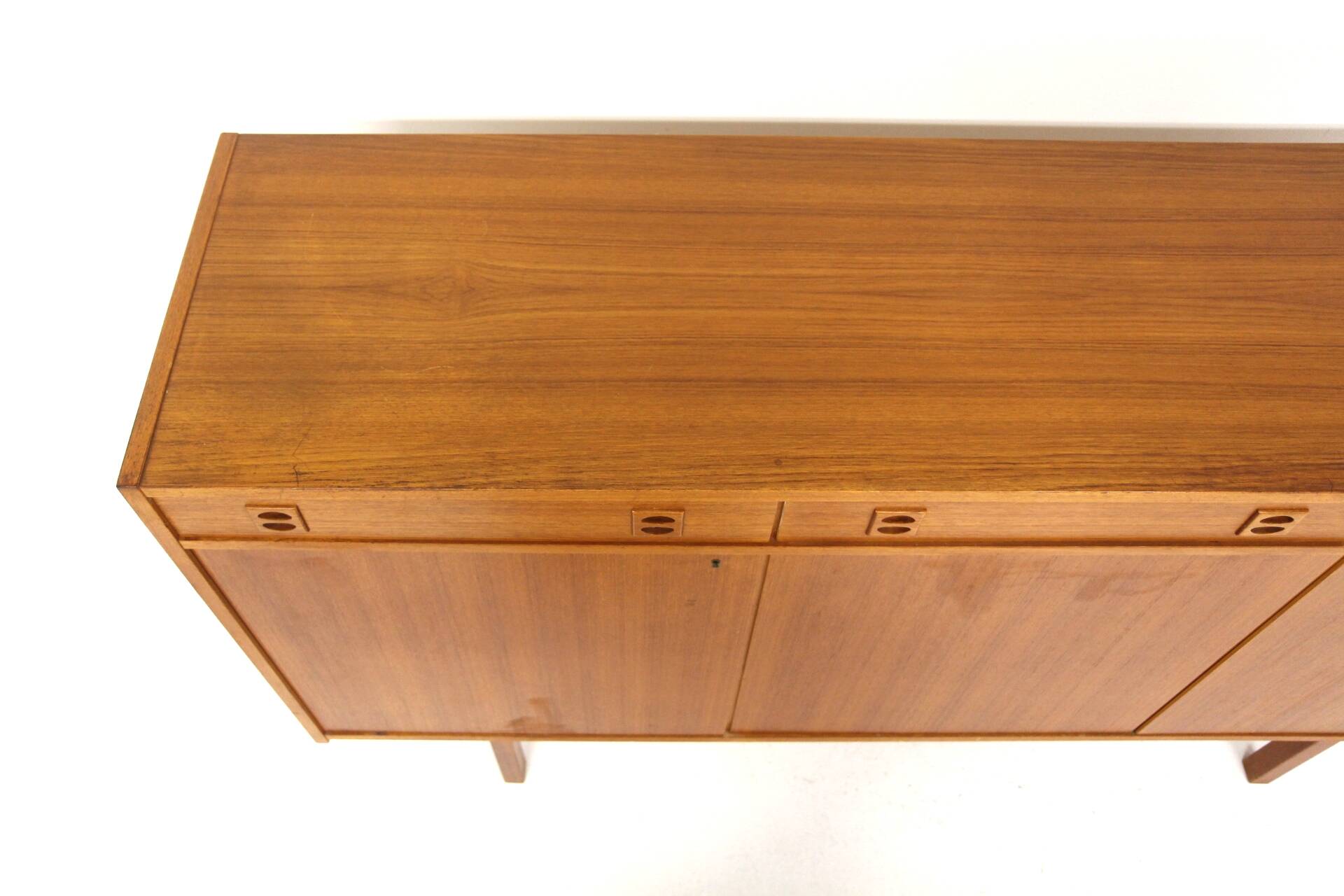 Scandinavian sideboard in teak and oak, Sweden, 1960.