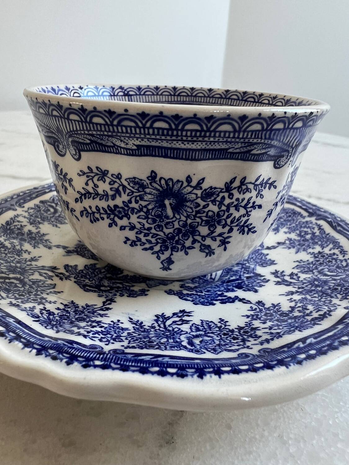 Lot de 12 tasses Luneville The Cottage