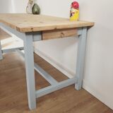 Farm table
