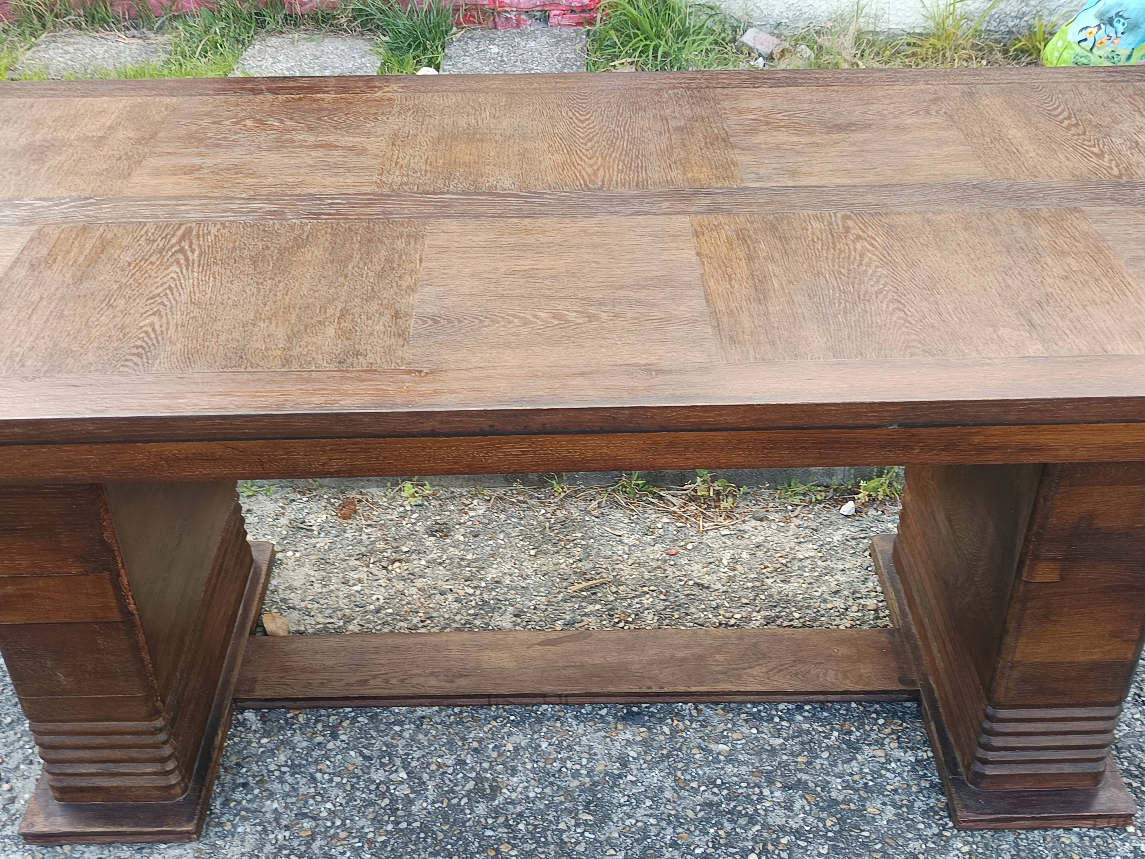 Art Deco dining table in solid oak – in the style of Dudouyt