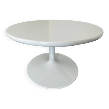 Table basse ronde blanche par Artifort, années 1970.