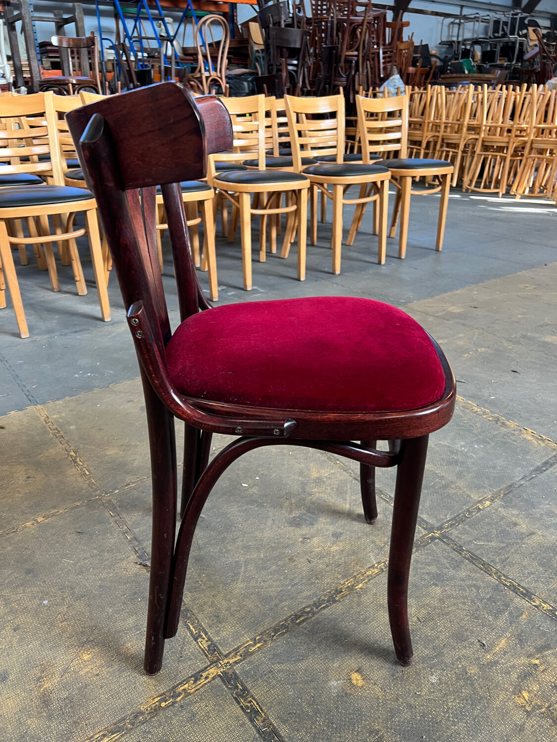Set of 31 bistro chairs